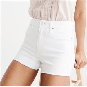 *NEW/NWOT* Abercrombie High-Rise White Shorts